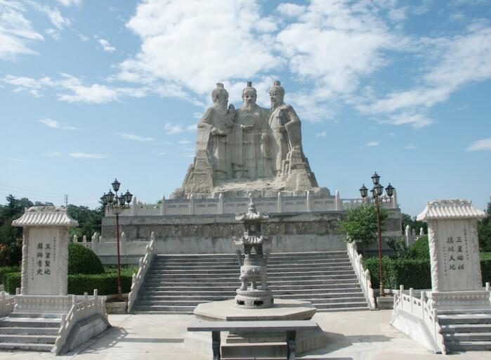  p data-id="gnx03o53lh">三皇山旅游区位于河南省郑州市荥阳市东北30