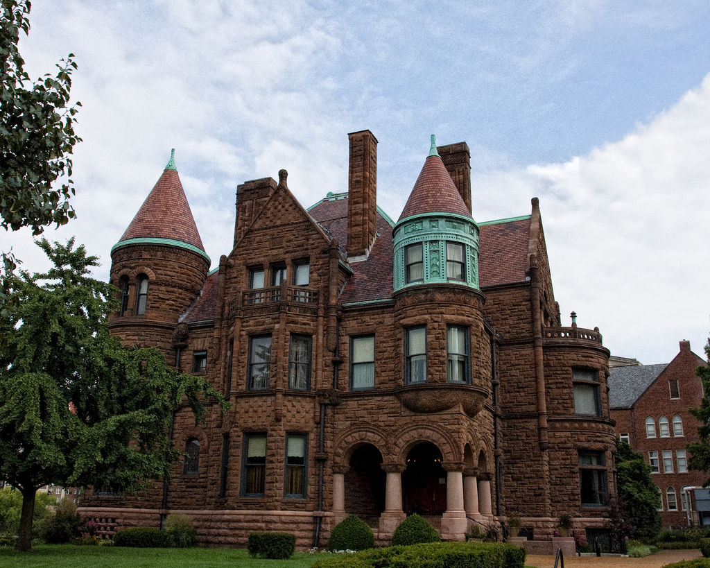 data-lemmaid="6677691">圣路易斯大学 /a>(saint louis university)