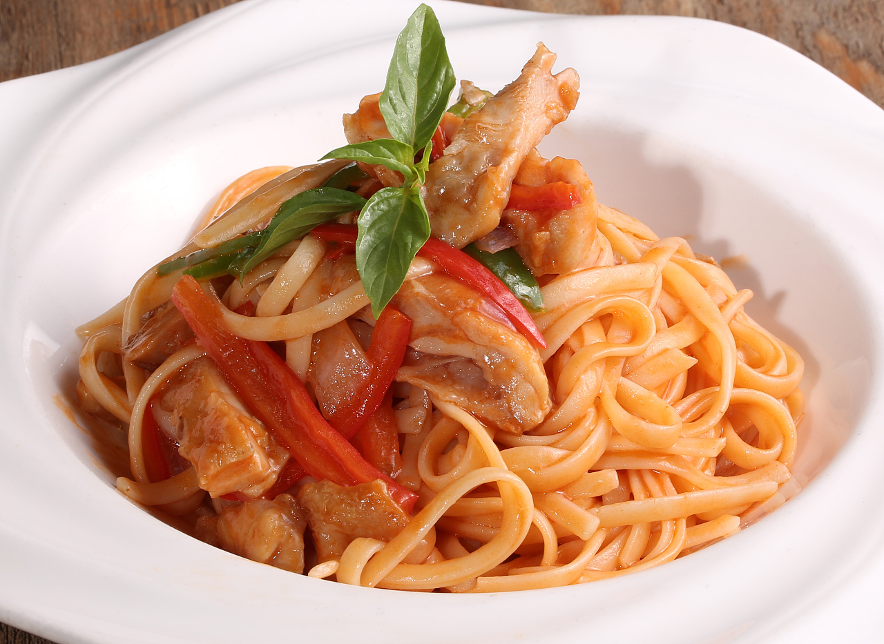 白汁火鸡肉拌意粉