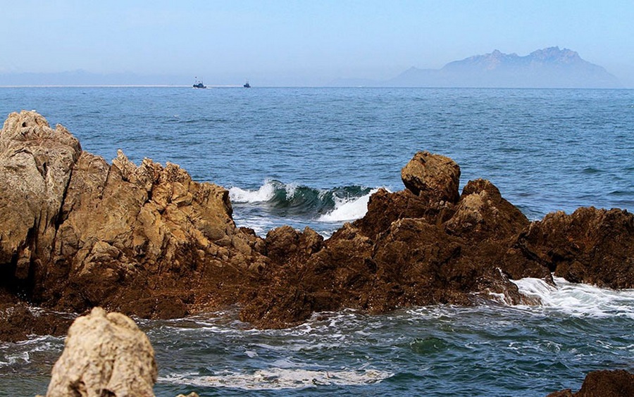 1b4">斋堂岛,位于山东省 a target="_blank" href="/item/青岛/60244"