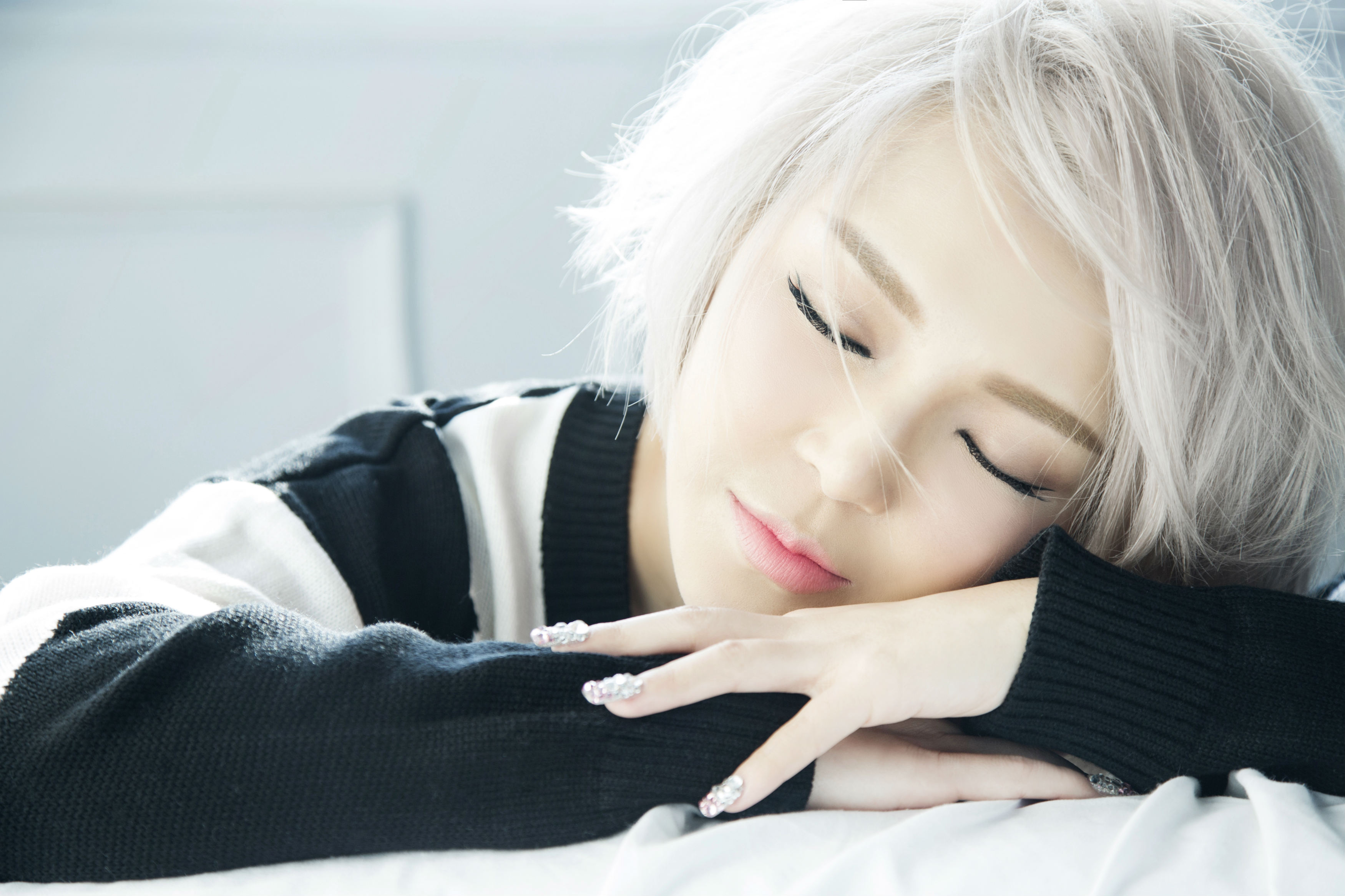  p>崔子格(queena),6月25日出生于新疆乌鲁木齐,中国内地流行女歌手