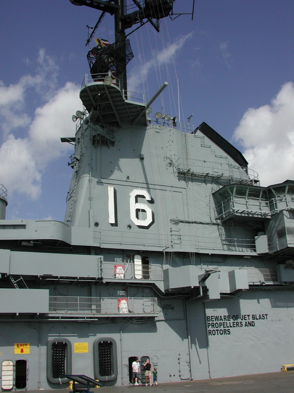  p>列克星敦号航空母舰(舷号:cv-16),是 a target="_blank" href="