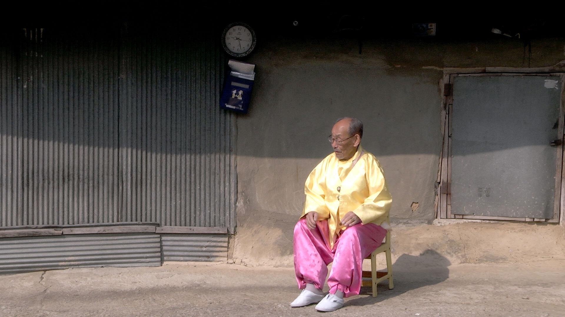 条江》是由argus film出品的纪录片,由陈模瑛执导,曹炳万,姜溪烈主演