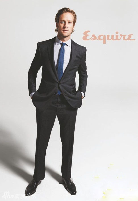  p>艾米·汉莫 i>(armie hammer) /i>,1986年8月28日出生于美国加州