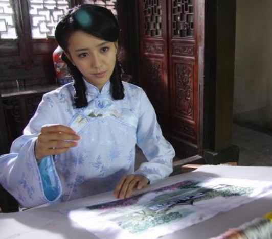  p>《天涯赤子心》是2010年播出,是由 a href="#" data-lemmaid="
