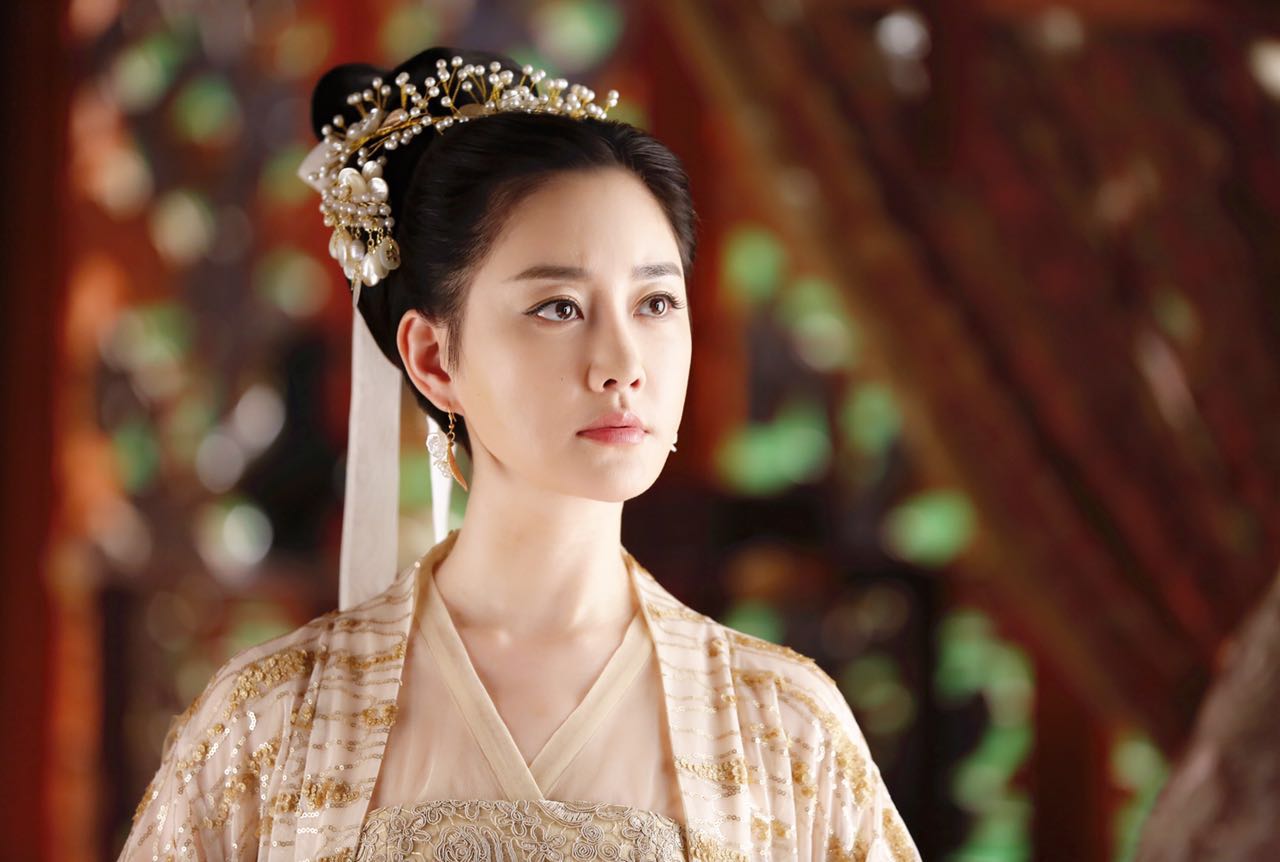  p data-id="gntq3n5epl">刘晓晔,1982年2月2