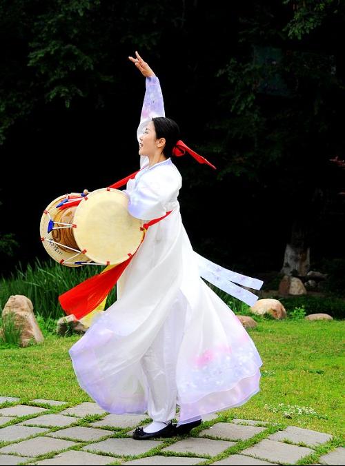  p data-id="gnbkx5zuui">朝鲜族农乐舞, a target="_blank" href="