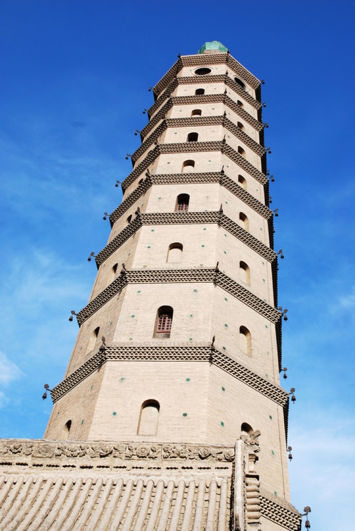  p>承天寺塔,又名西塔,位于宁夏回族自治区银川市兴庆区进宁南街76号