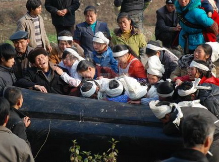 1·12贵州警察枪杀村民案