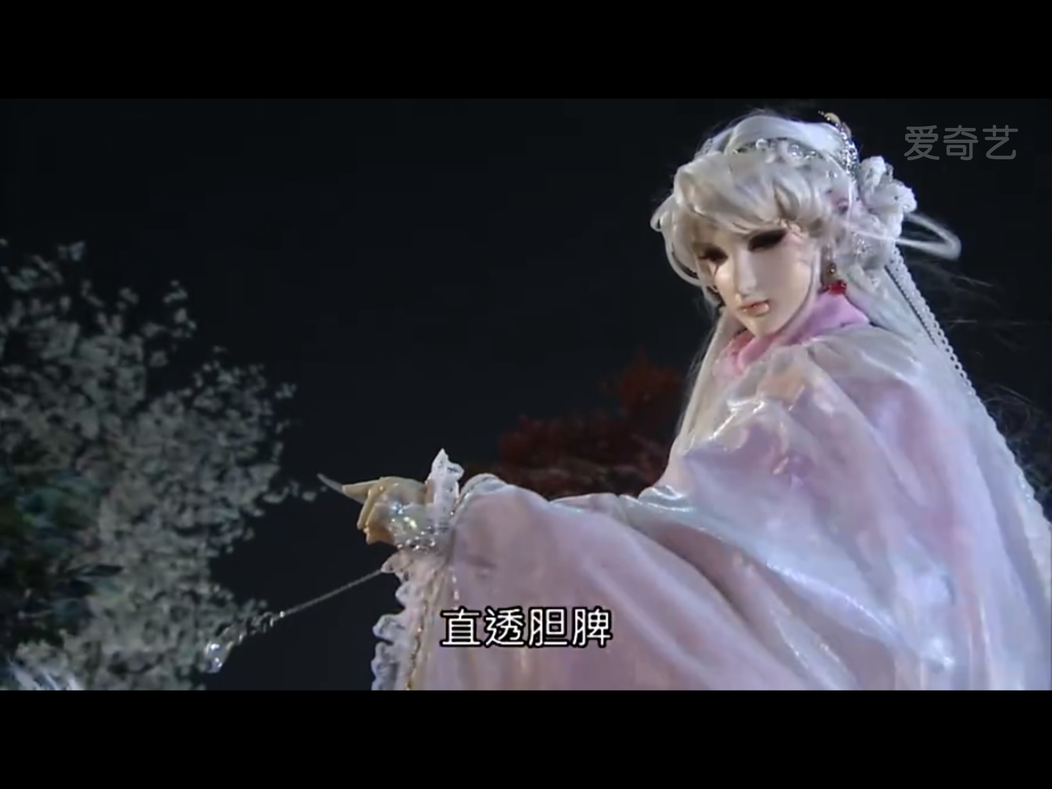 巧天工,人称芙蓉铸客,惬意居于青梗山