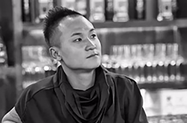 id="gnz879xe71">《曾经的爱人》是阿洋演唱的歌曲,由阿洋,陆进填词