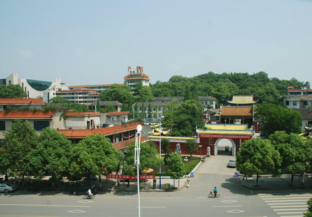 浏阳市,湖南省辖县级市,由 a target="_blank" href="/item/长沙市