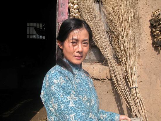 gf92n">张岩,国家 a target="_blank" href="/item/一级演员/6218560"