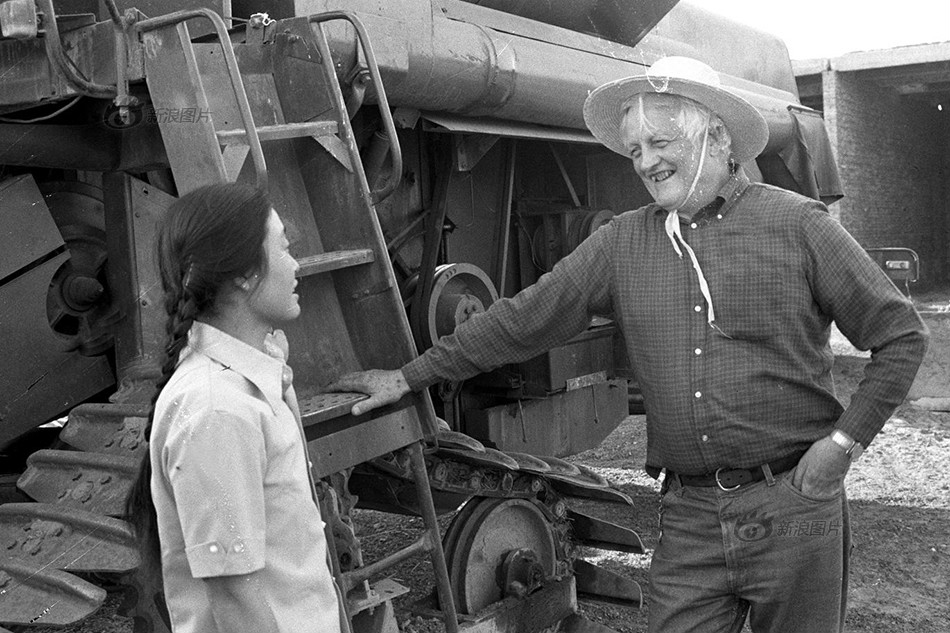  p data-id="gnwfzgrzg2">韩丁,原名威廉·辛顿(william hinton),美国