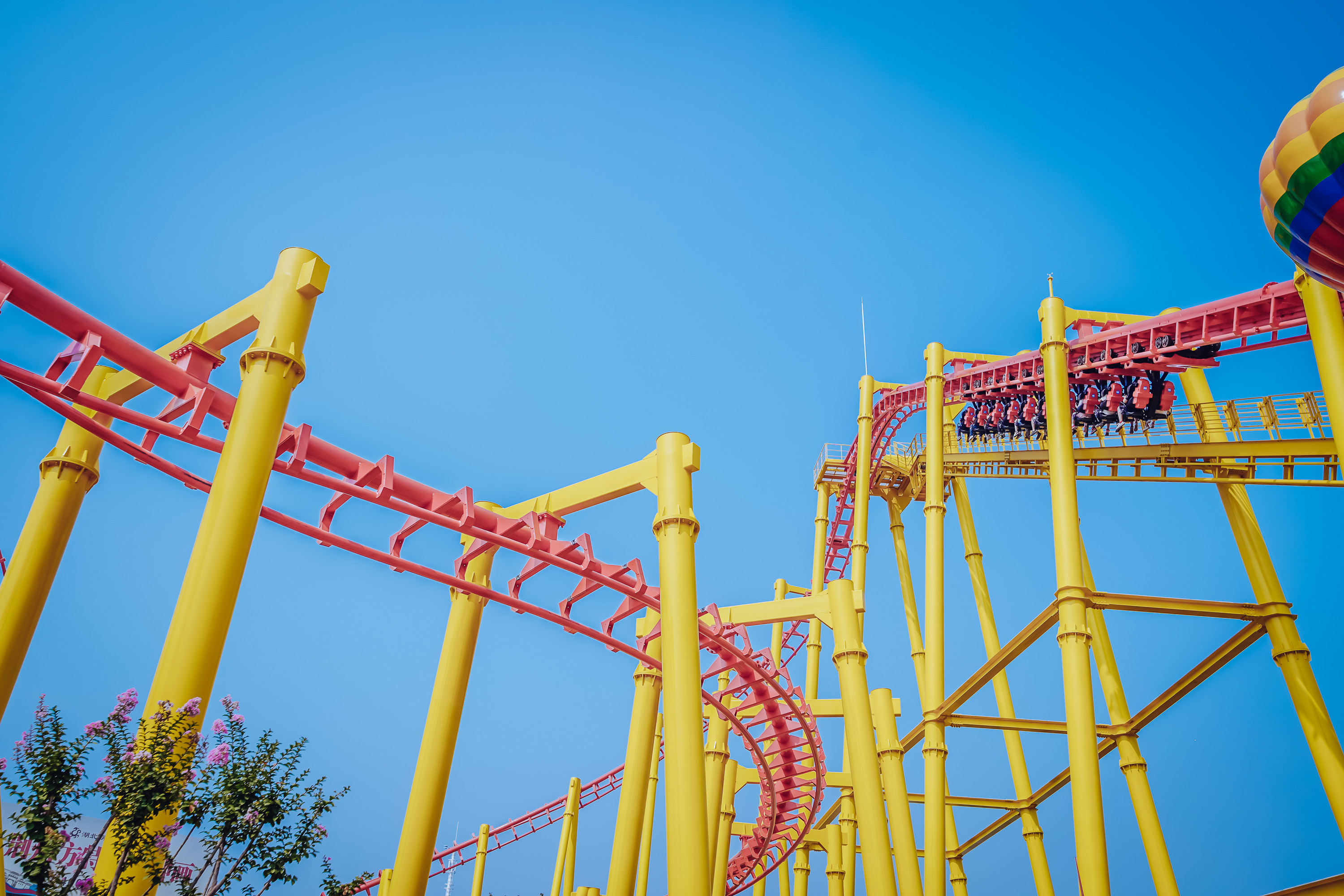  p data-id="go0hhzunig">方特东方神画,是深圳华强方特文化科技集团