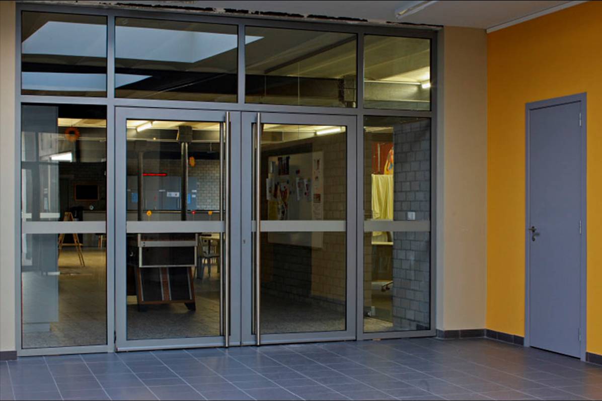 高档断热钢门窗