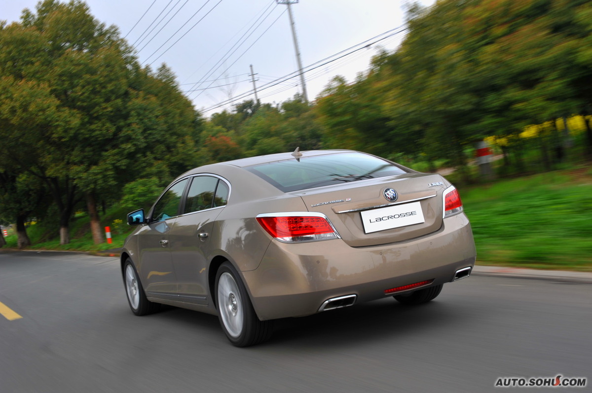  p>君越(lacrosse)是上汽通用在2006年2月22日推出的一款全新中高档