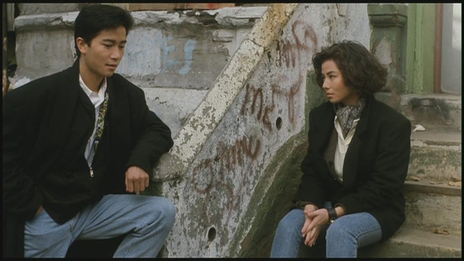 日出生于中国香港,祖籍广东省博罗县石湾镇西埔村,中国香港电影女演员