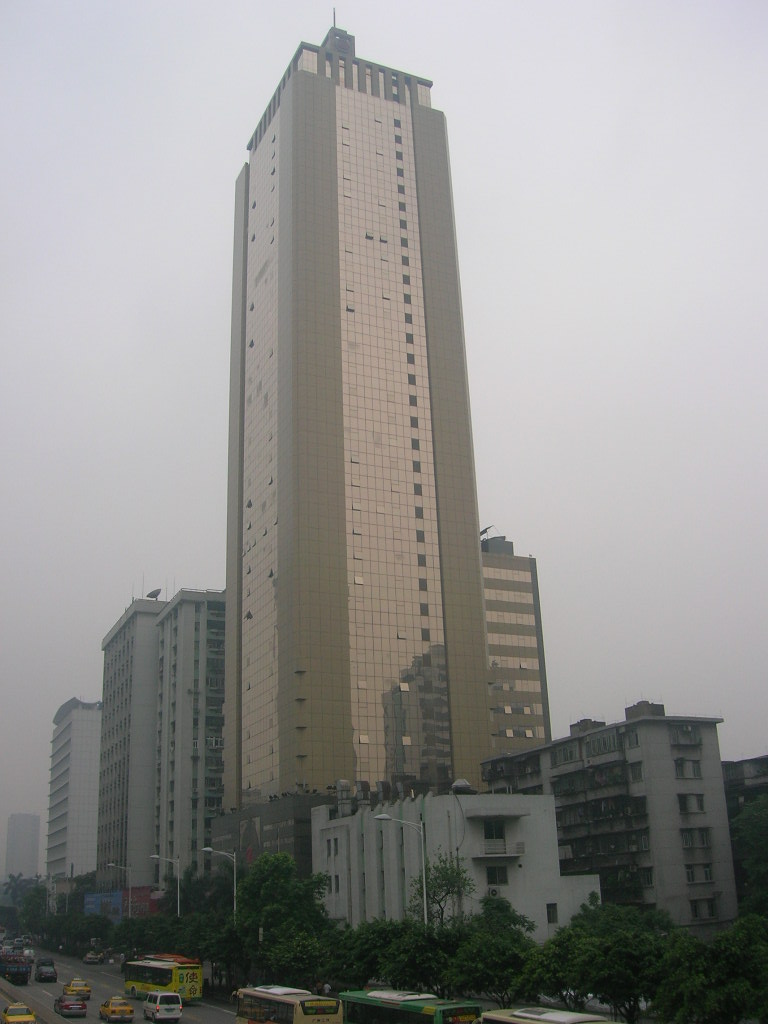  p>广州国信大厦坐落于东风中路363号,稳居广州市金融及国际商业中心