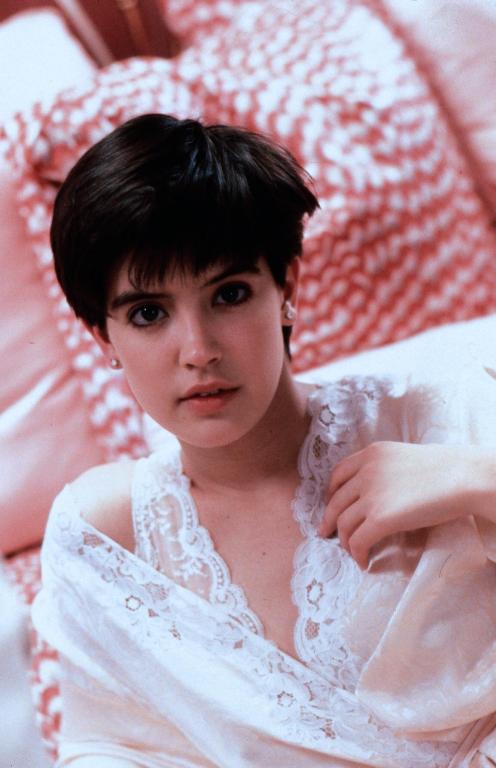 phoebe cates