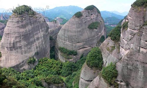 桂林资源丹霞温泉度假酒店
