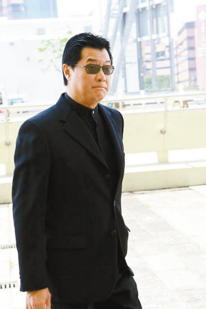  p>邓光荣(1946年1月24日,一说9月20日—2011年3月29日),出生在广东省