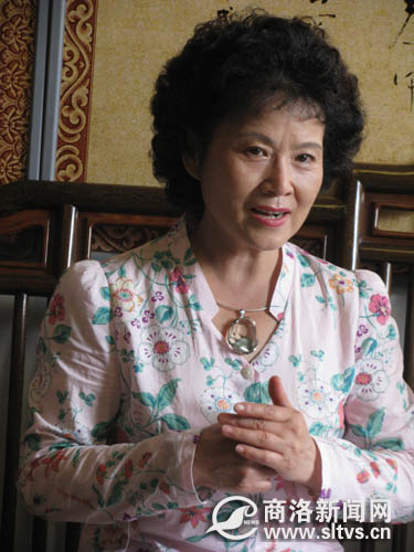  p data-id="gnvjbz4bsa">陈爱美,陕西电视台播音指导,节目主持人