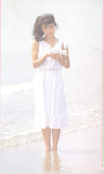  p data-id="gntuxqzuir">白灵,美籍华裔女演员,电影制片人,编剧.