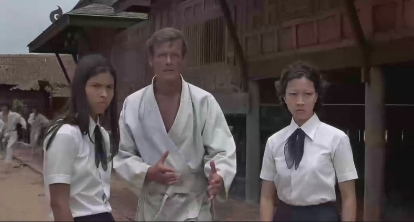  p>元秋(本名:张转男),1950年出生于 a target="_blank" href="/item