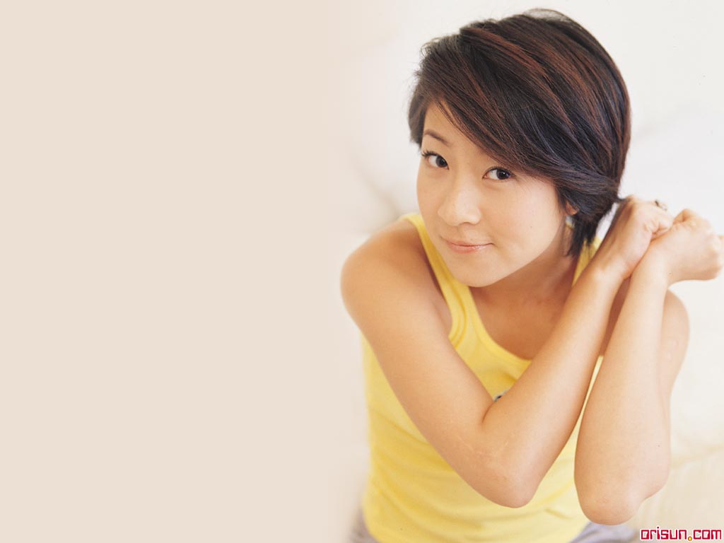  p>黄湘怡,出生于1980年12月17日,新加坡女歌手,台湾企业家.