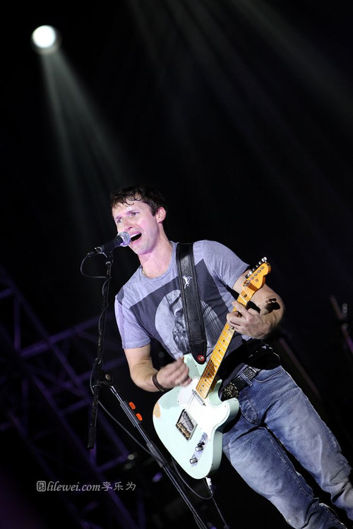  p>詹姆斯·布朗特(james blunt),1974年2月22日出生于 a target="