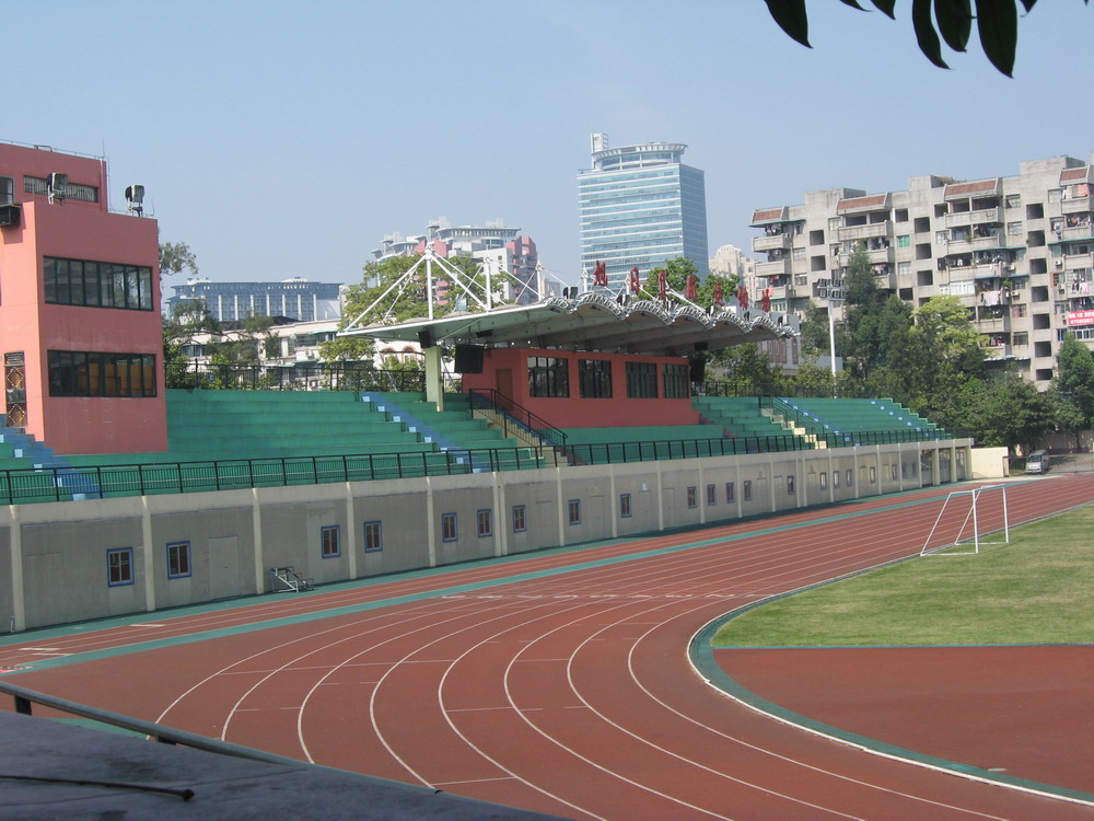 暨南大学