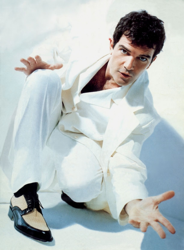  p>安东尼奥·班德拉斯(antonio banderas),1960年8月10日出生于