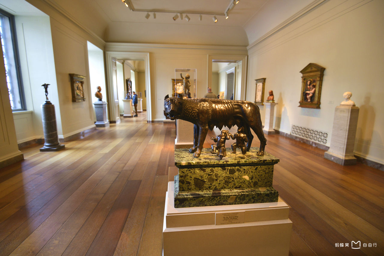 of art),是一座华盛顿特区的艺术博物馆,常缩写为nga,隶属于美国政府