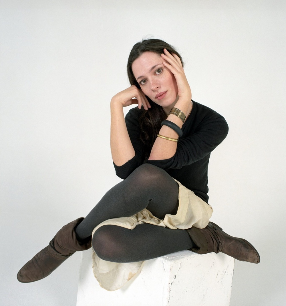  p>丽贝卡·豪尔(rebecca hall),1982年5月19日出生于英国伦敦,英国