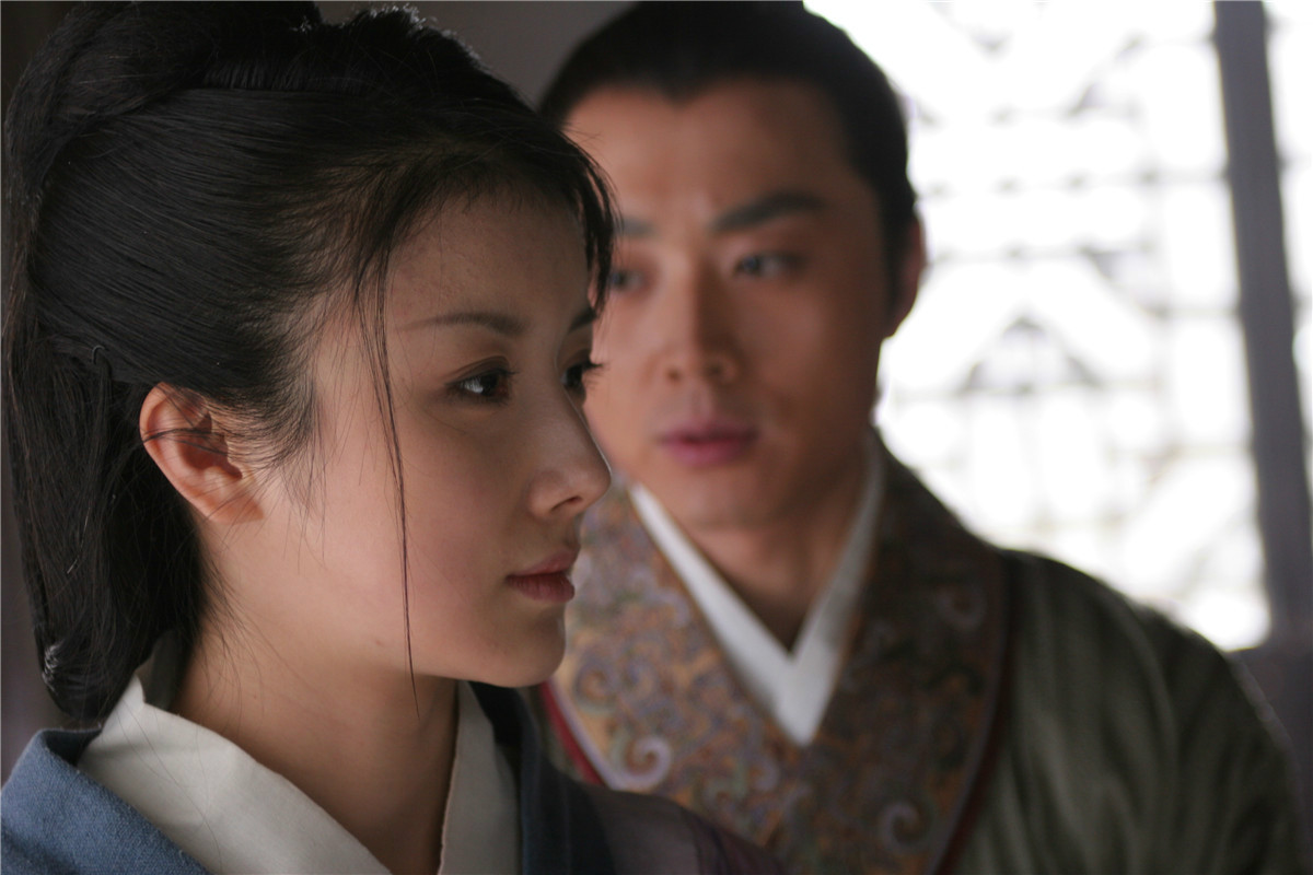 《开创盛世》是由山东电影电视剧制作中心,北京银鹏文化发展有限