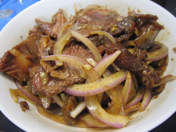 洋葱拌牛肉