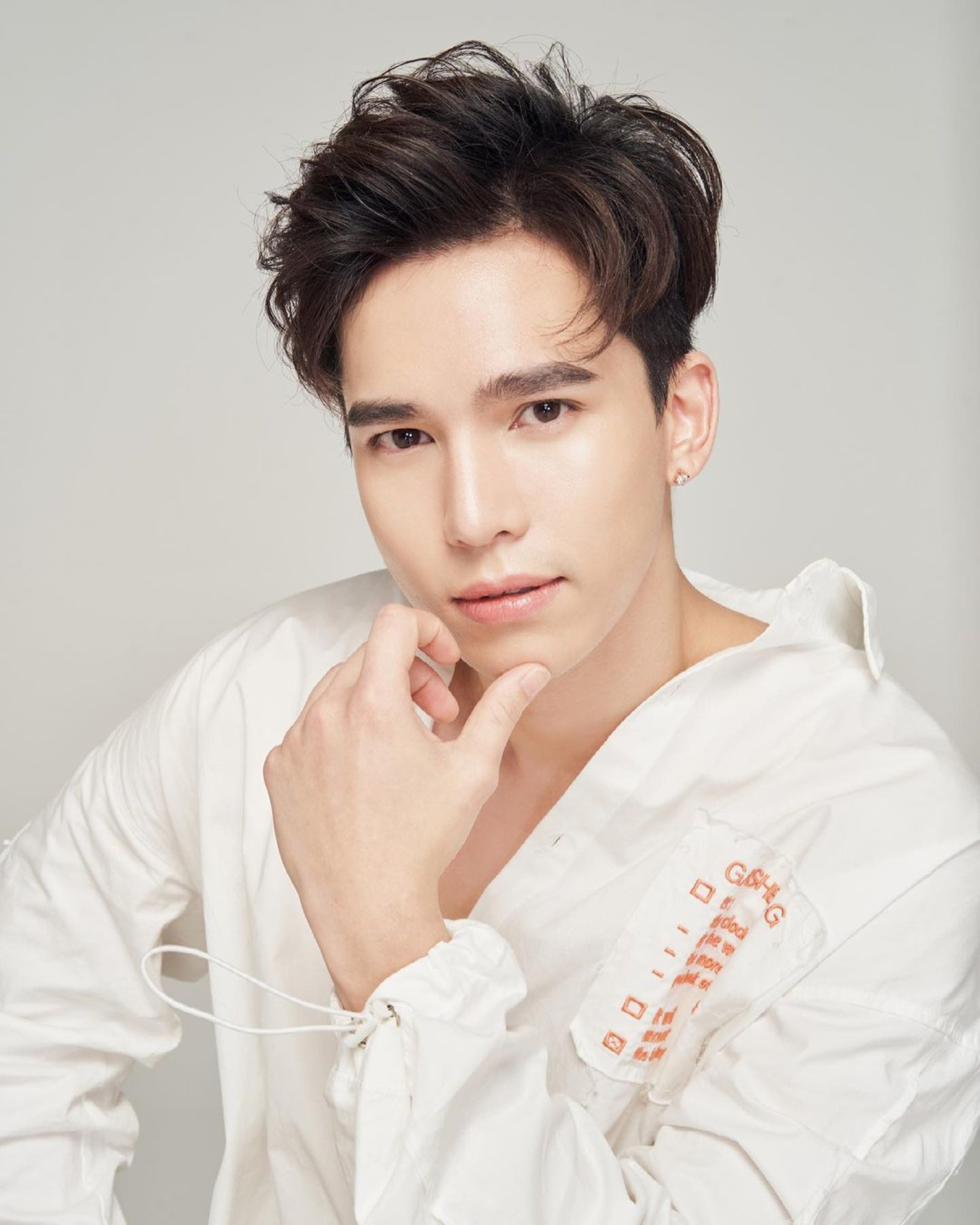 ="ref" data-ctrid="sxfgdvzmm7bb">萨澜·鲁杰耶拉塔纳福拉潘(max)