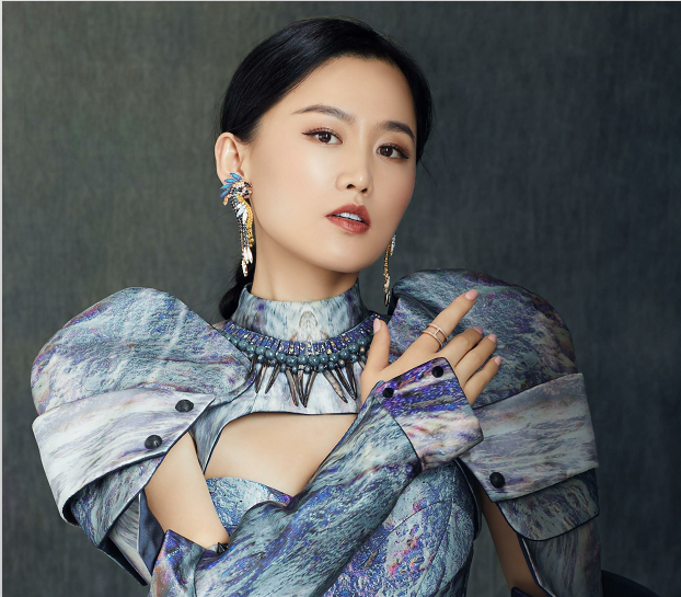  p data-id="2zavrnaevw4">石大侠,出生于哈尔滨