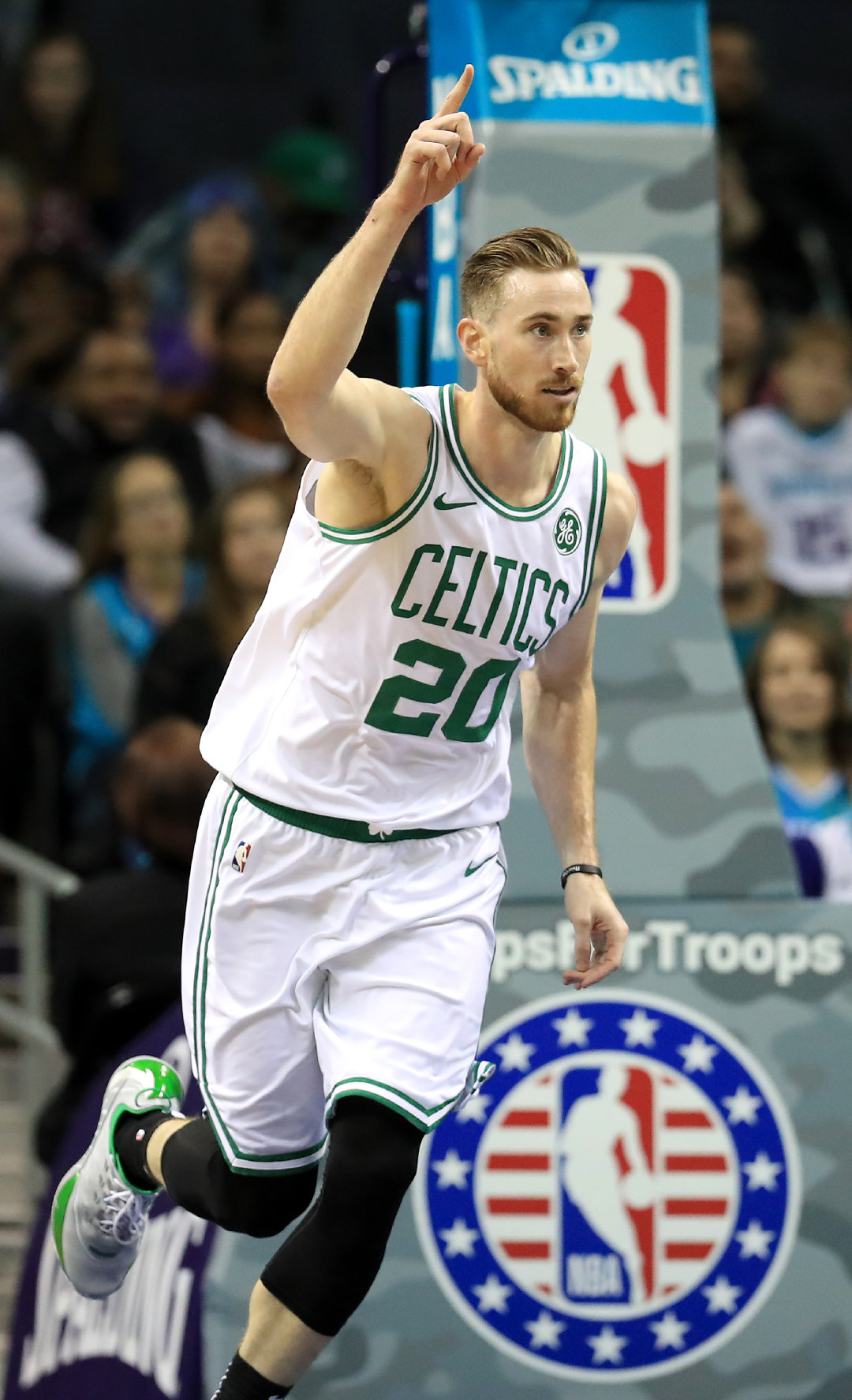  p>戈登·海沃德(gordon hayward),1990年3月23日出生于 a target="