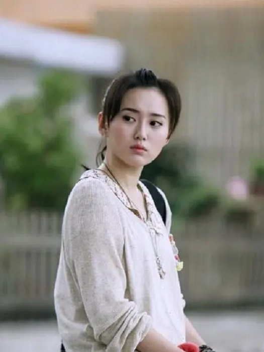 闪亮 /a>》中的角色,由 a target="_blank" href="/item/江铠同/9005