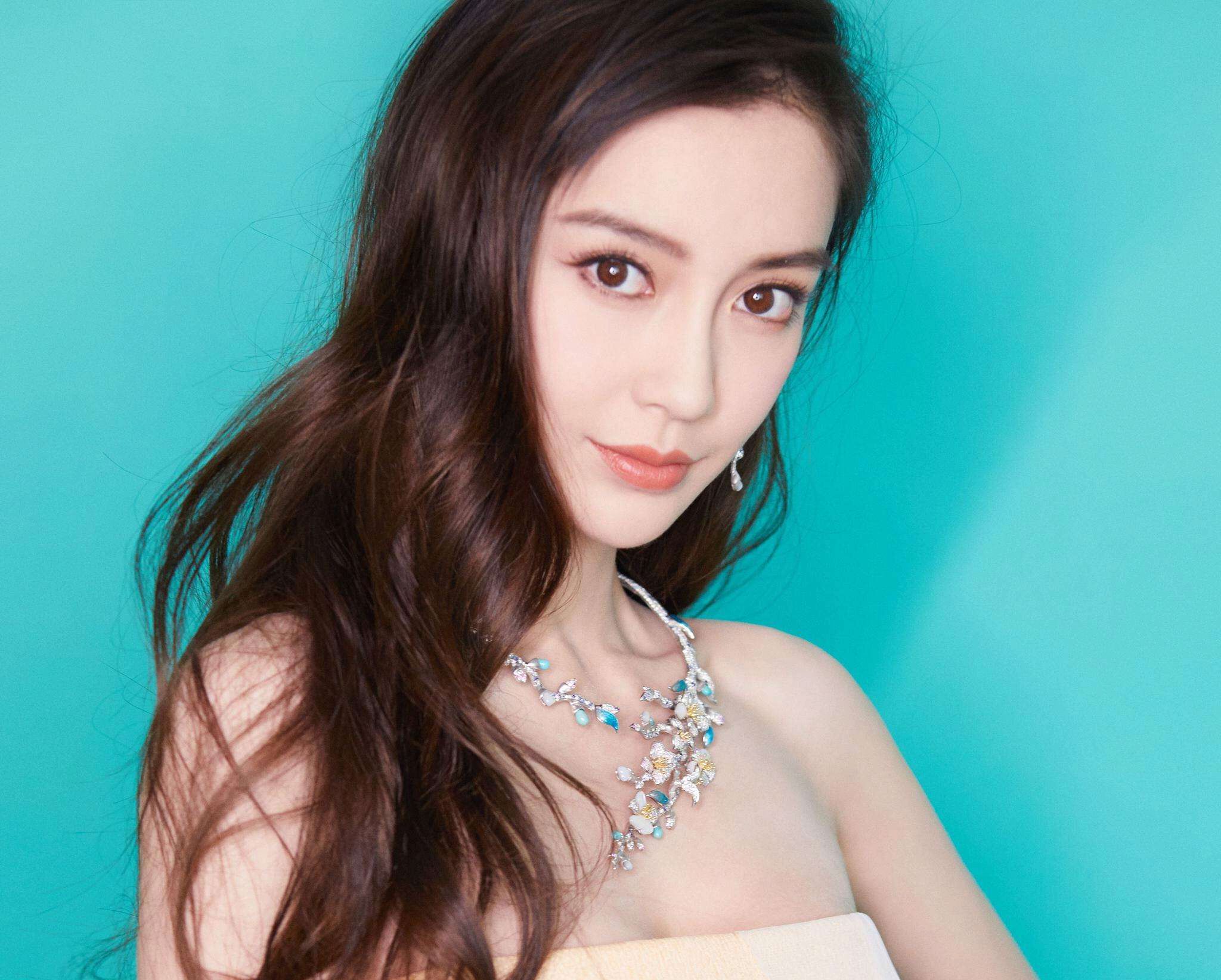 邓伦baby、朱一龙《我的真朋友》你看了吗？baby的演技提升了！_百科TA说