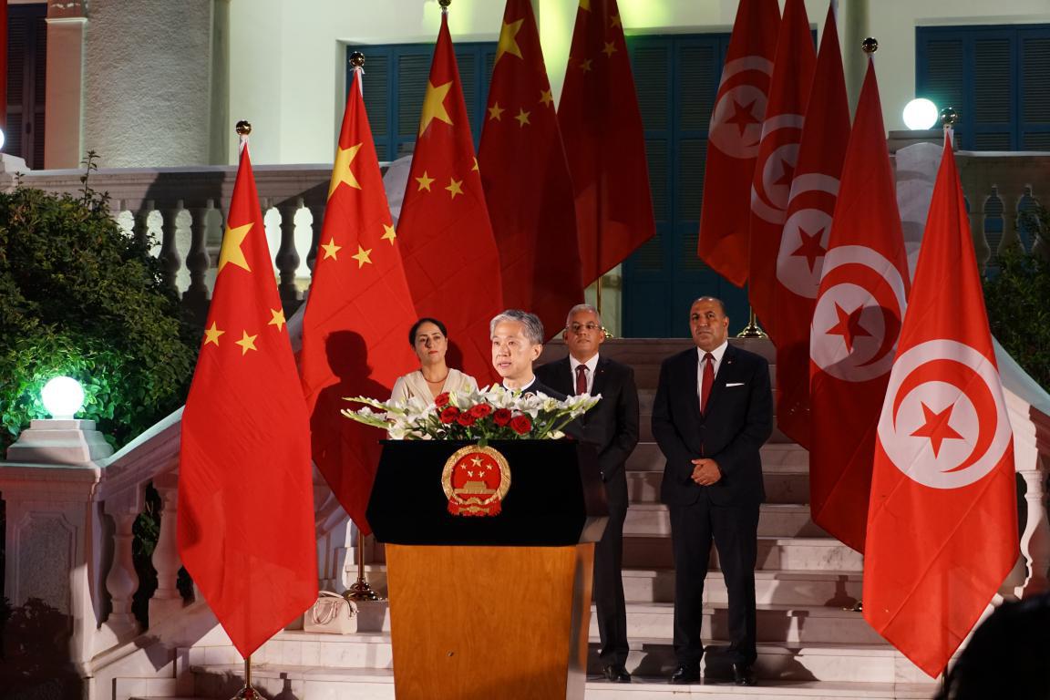  p>中华人民共和国驻突尼斯共和国大使馆,简称"中国驻突尼斯大使馆"