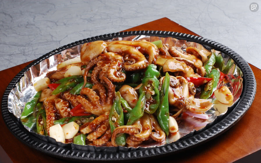 百里香炒小章鱼