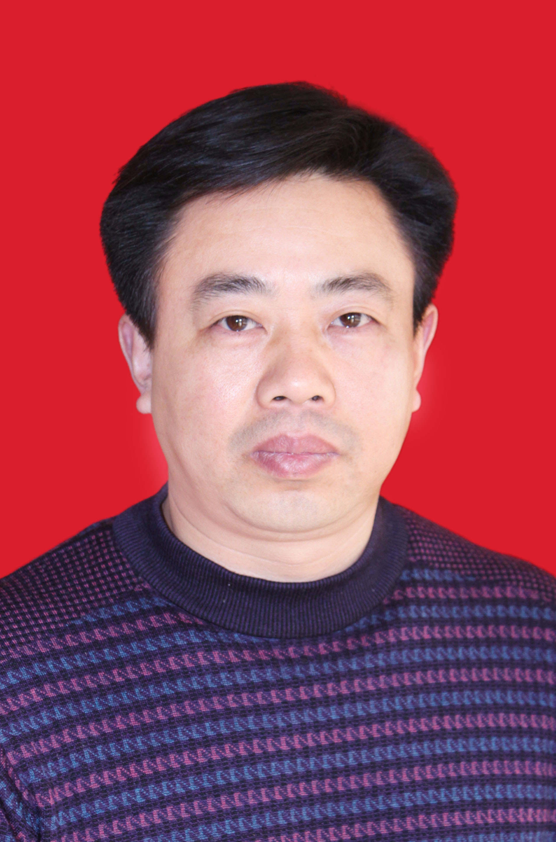 现任湖北省随州市生态环境局党组成员,副局长.