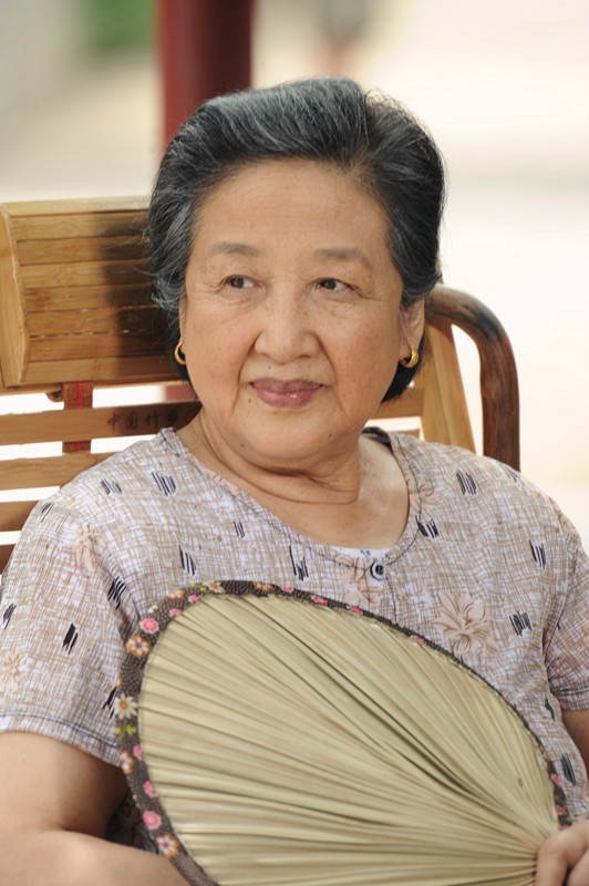  p>赵淑珍,出生于黑龙江省哈尔滨市,中国女演员.