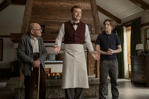 《上载新生第三季》剧照