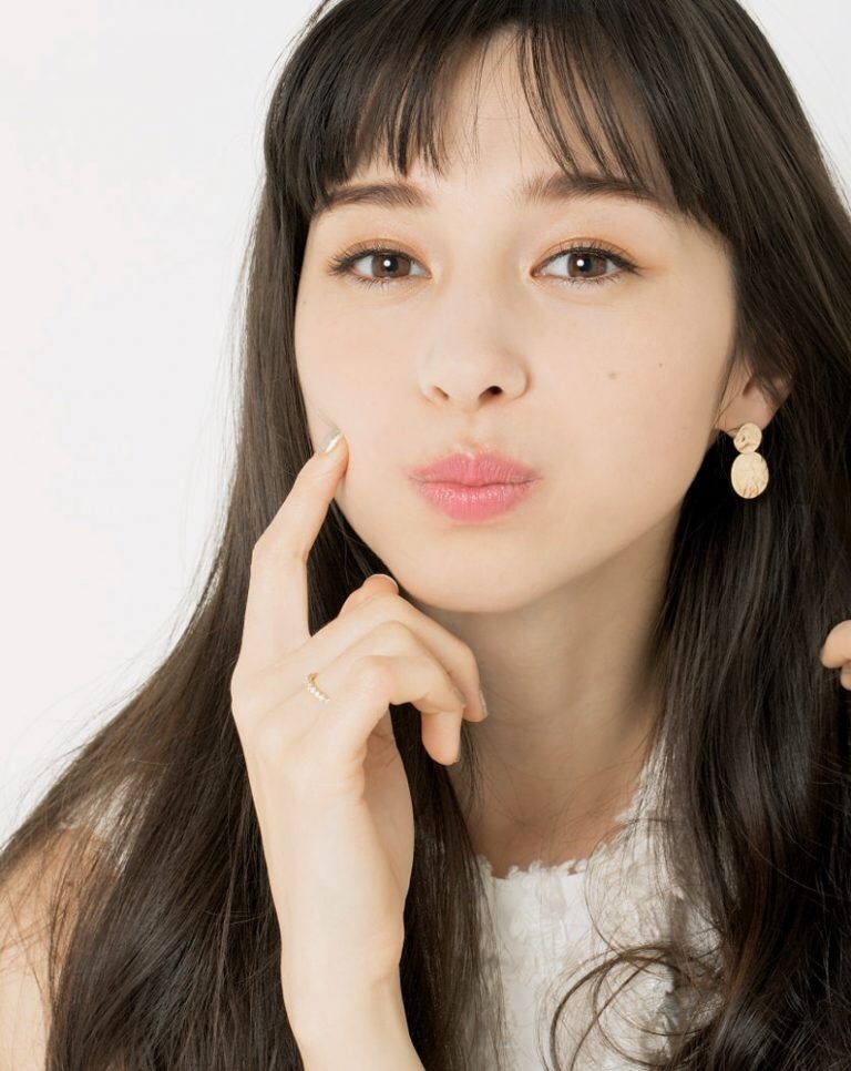  p>中条彩未( i>nakajo ayami /i>),1997年2月4日出生于日本大阪府,英