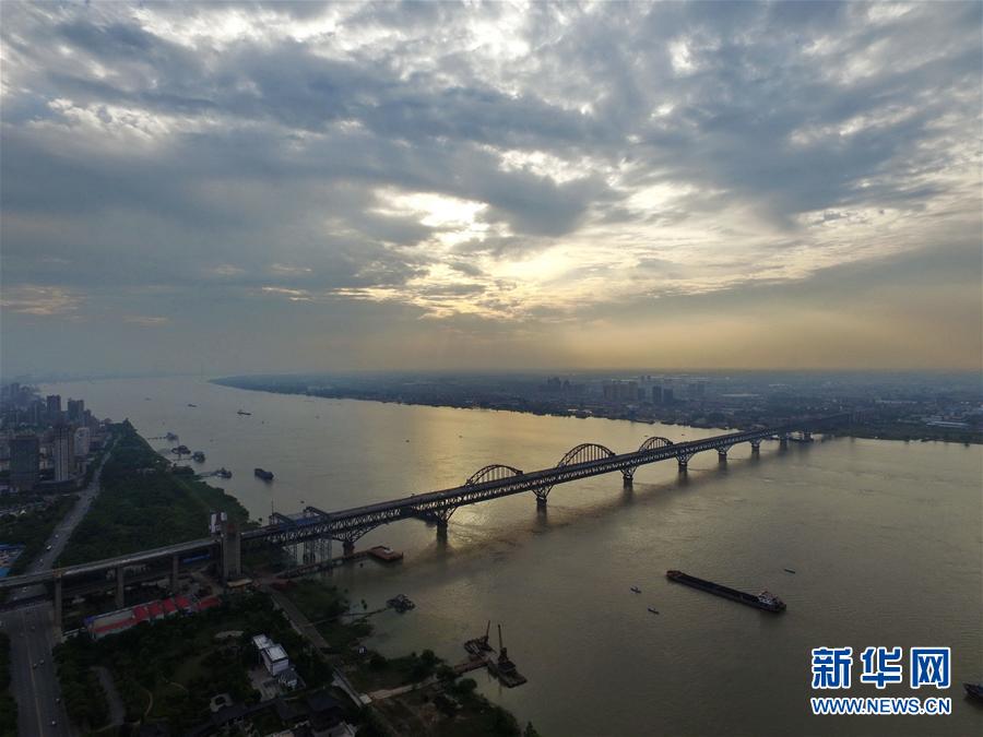 href="/item/赣北/4382427" data-lemmaid="4382427">赣北 /a>地区,是