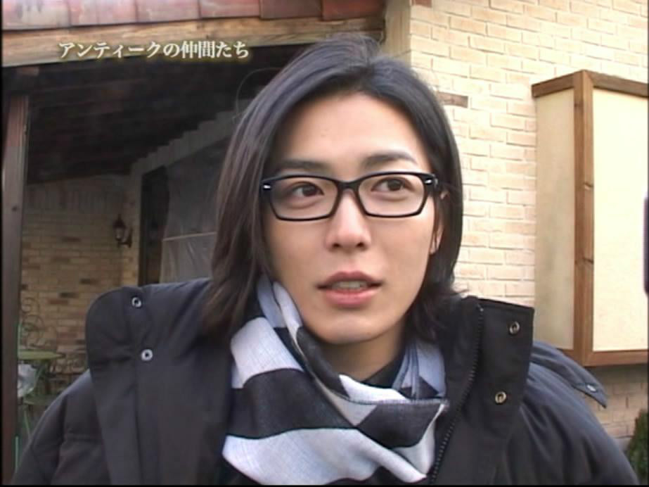  p data-id="gnbyb9pxp4">《西洋古董洋果子店》是一部韩国浪漫喜剧